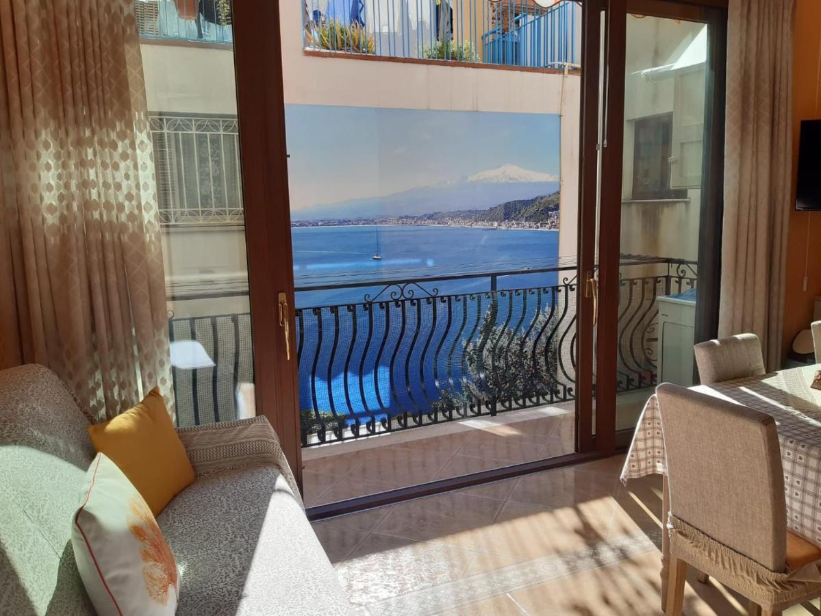 Il Corallo Rosso Giardini Naxos Exterior photo
